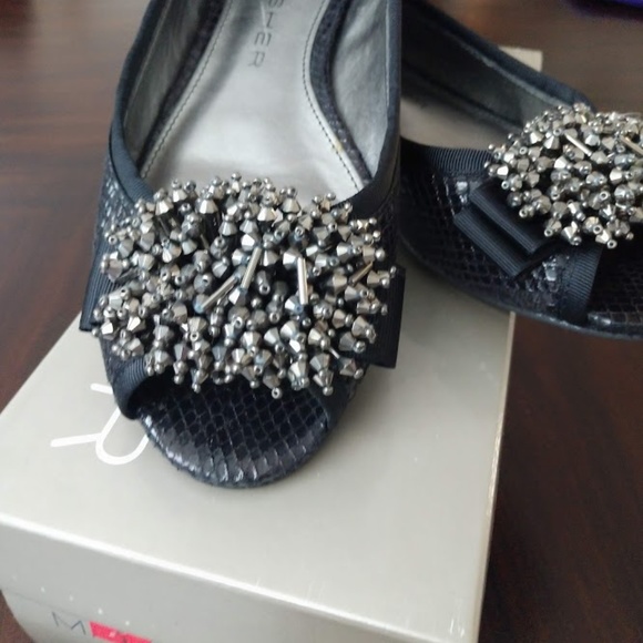 Marc Fisher Open Toed Sparkle Flats - Picture 1 of 3